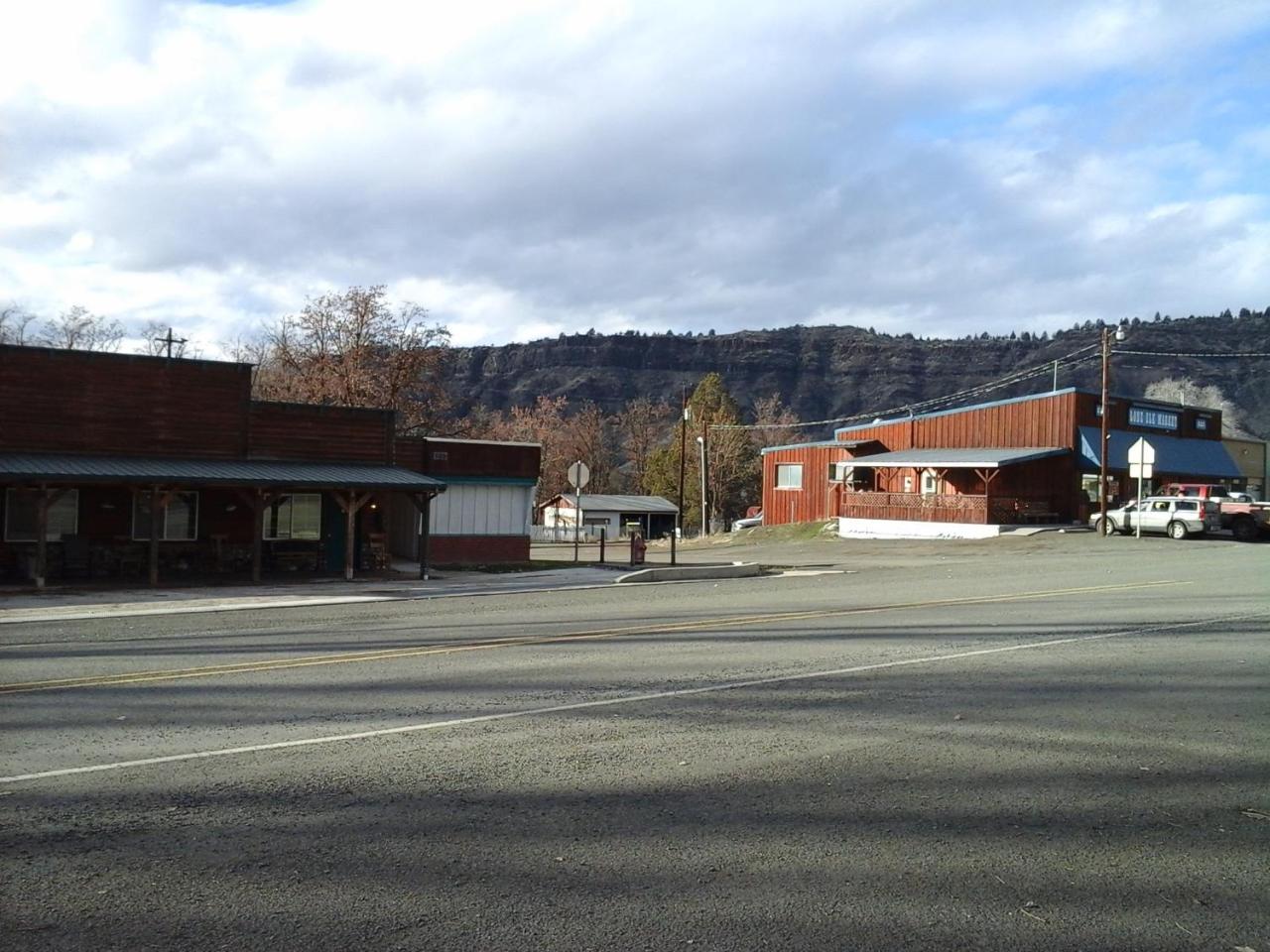 River Bend Motel Llc Spray Екстер'єр фото